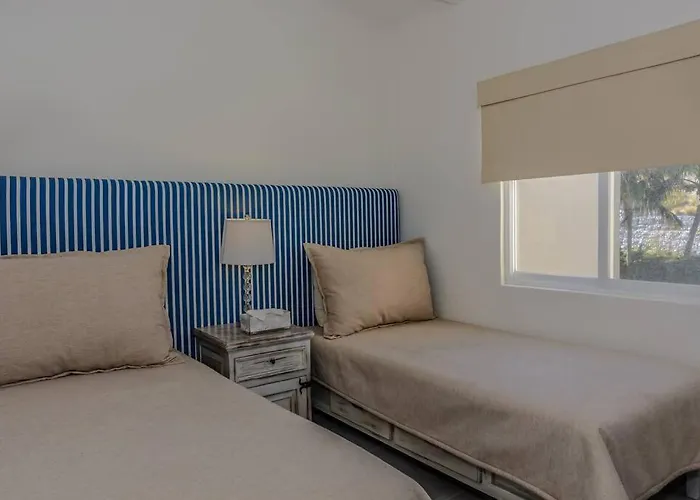 Apartment Sub- Penthouse Olas Surfers Paradise San Jose del Cabo