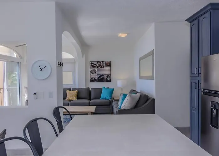 Apartment Sub- Penthouse Olas Surfers Paradise San Jose del Cabo